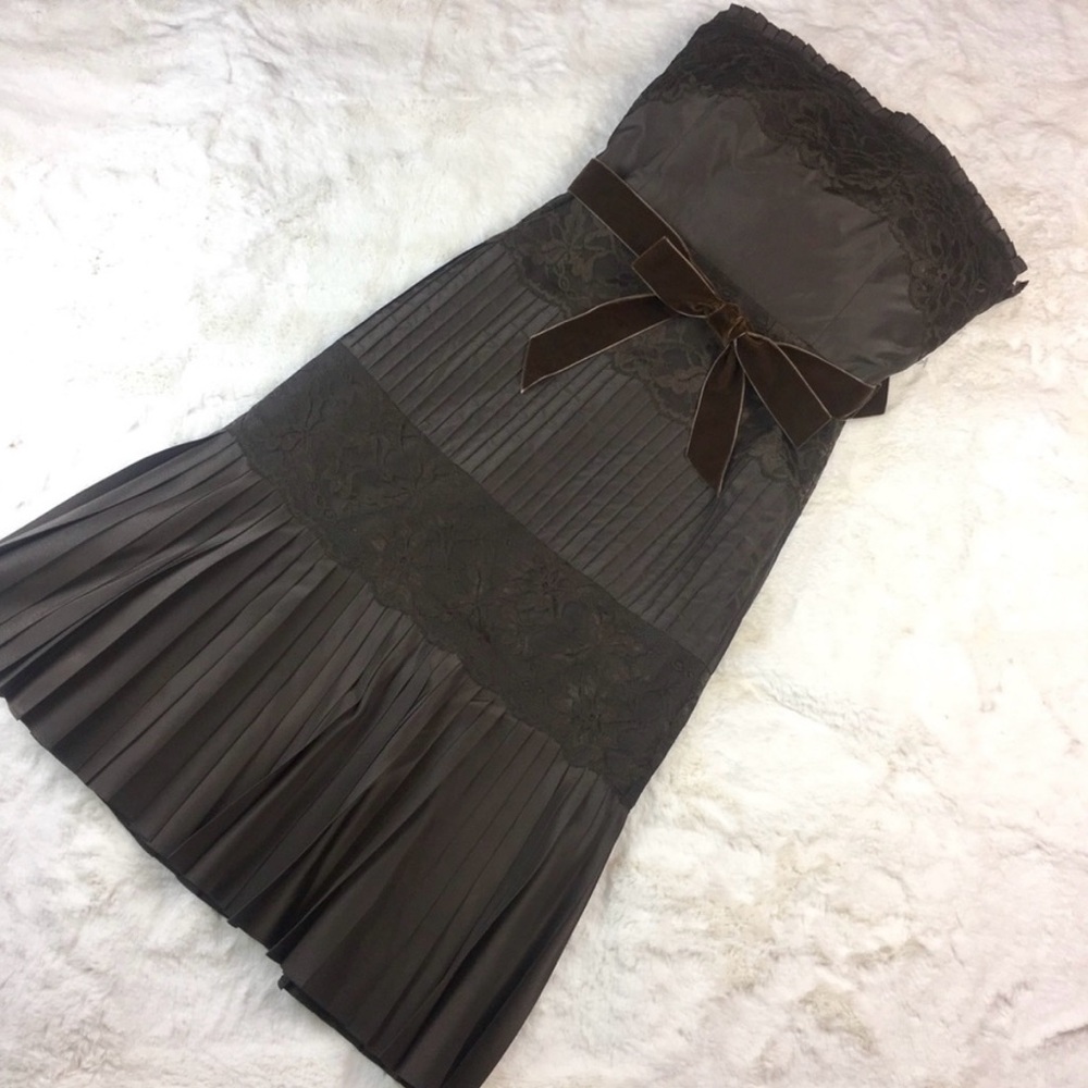Banana Republic black strapless dress